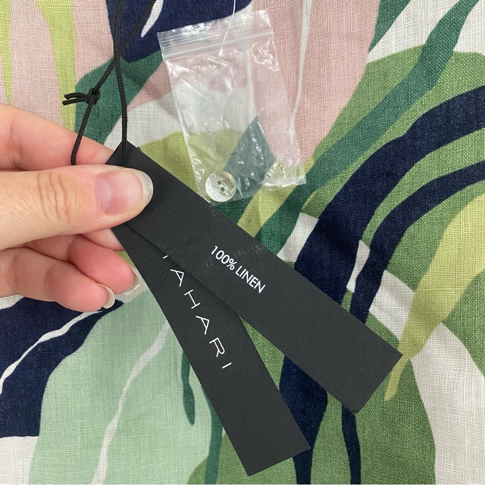 Tahari Botanical Print Linen Top - Picture 6 of 8